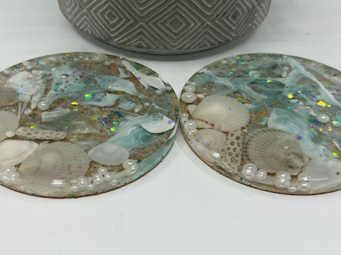 Coaster Set of 2 - Clear & White Round Coaster with OBX Shells